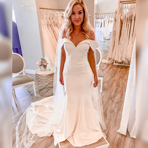Allure Bridal 9763 - Picture 5 of 12